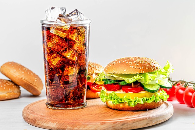 fastfood jedlo.jpg